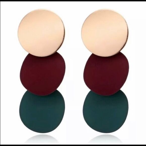 Jewelry - Three Circle Metal Geo Earrings